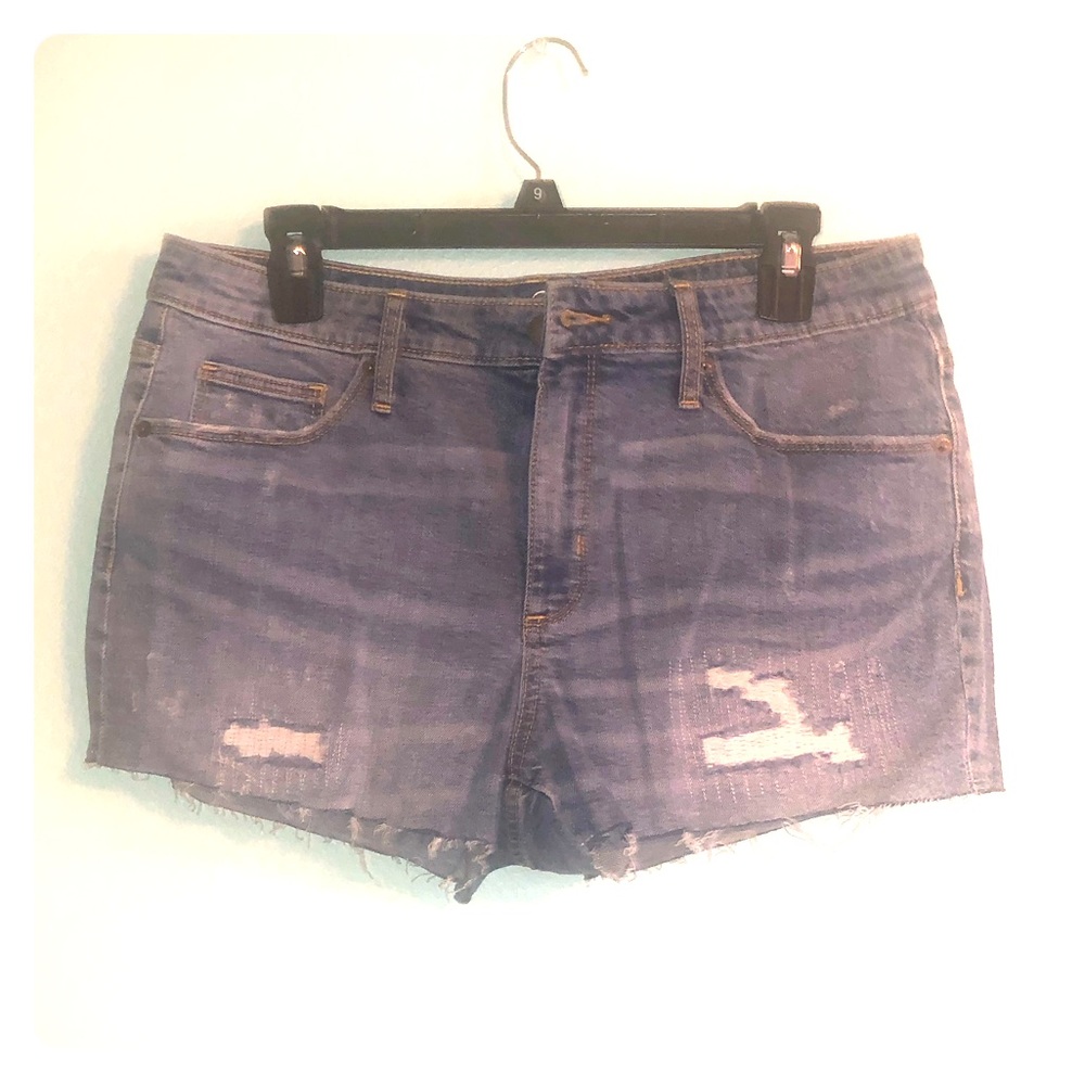 Cut off shorts